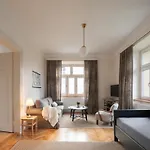 Nmnm * Nove Mesto na Morave