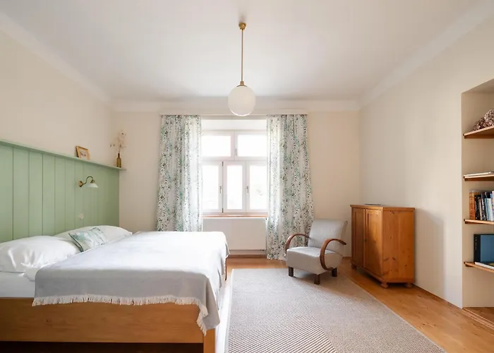 Nmnm * Nove Mesto na Morave